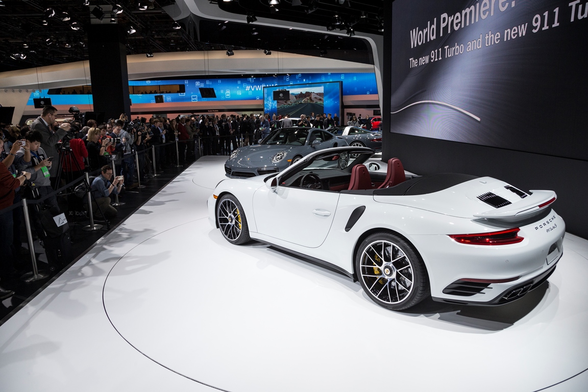 2017 Porsche 911 Turbo S